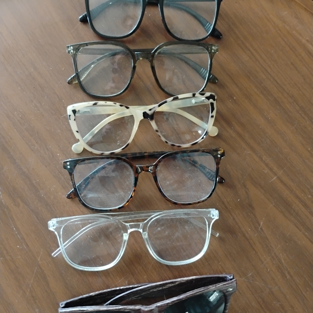Stylish Eyeglasses Set in Various Colors- Nonscript